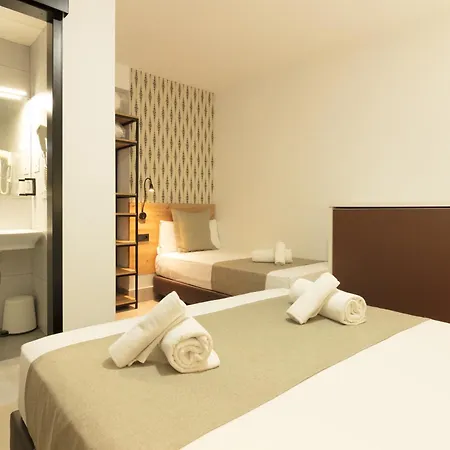 Ξενοδοχείο La Milagrosa 2*